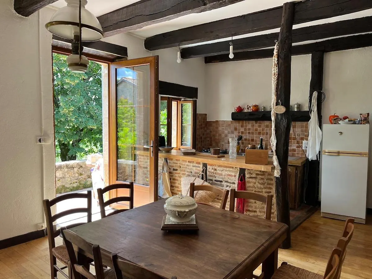 Deconnected Village House Cardaillac 0*,  フランス